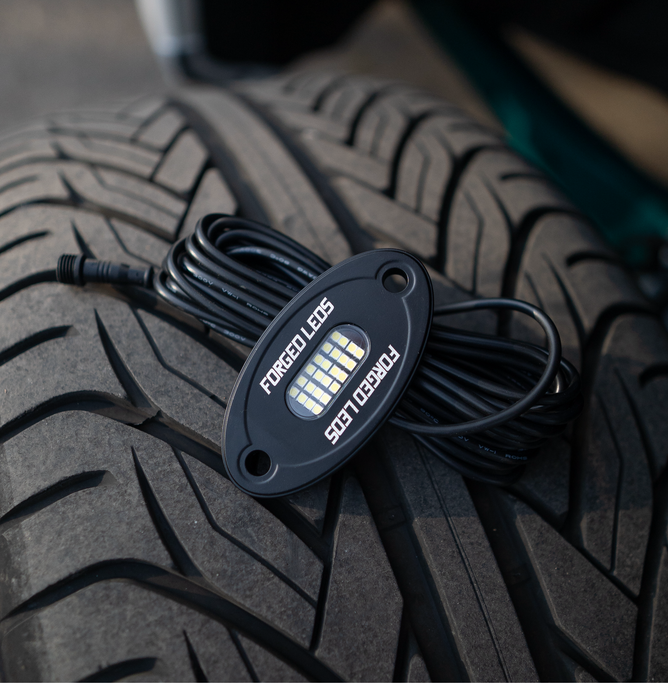 LOWGLOW 24 LED Rock Light - White P&P