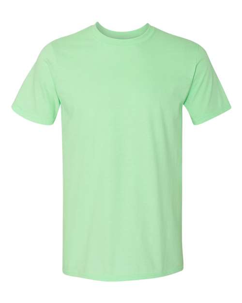 Gildan 64000 Unisex Softstyle® T-Shirt