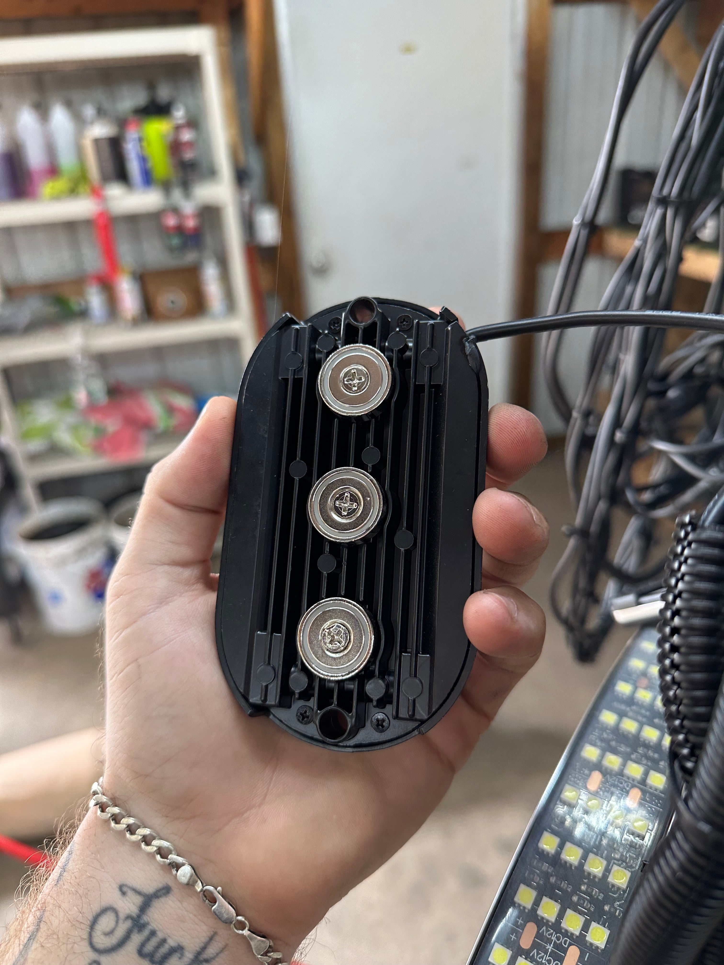 LOWGLOW Magnetic Rock Light Mount - 219 LED